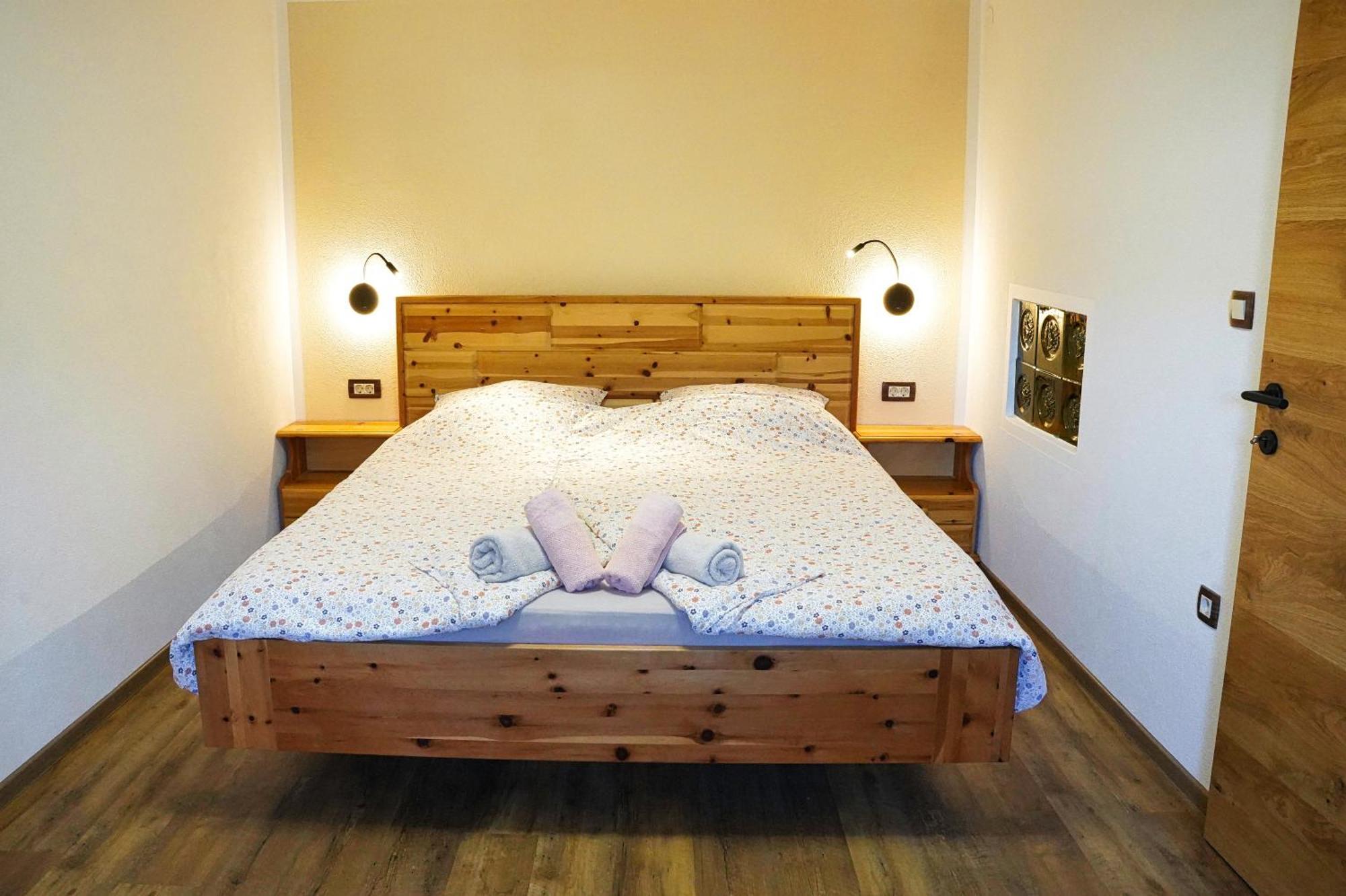 בוהין Apartments Katja מראה חיצוני תמונה